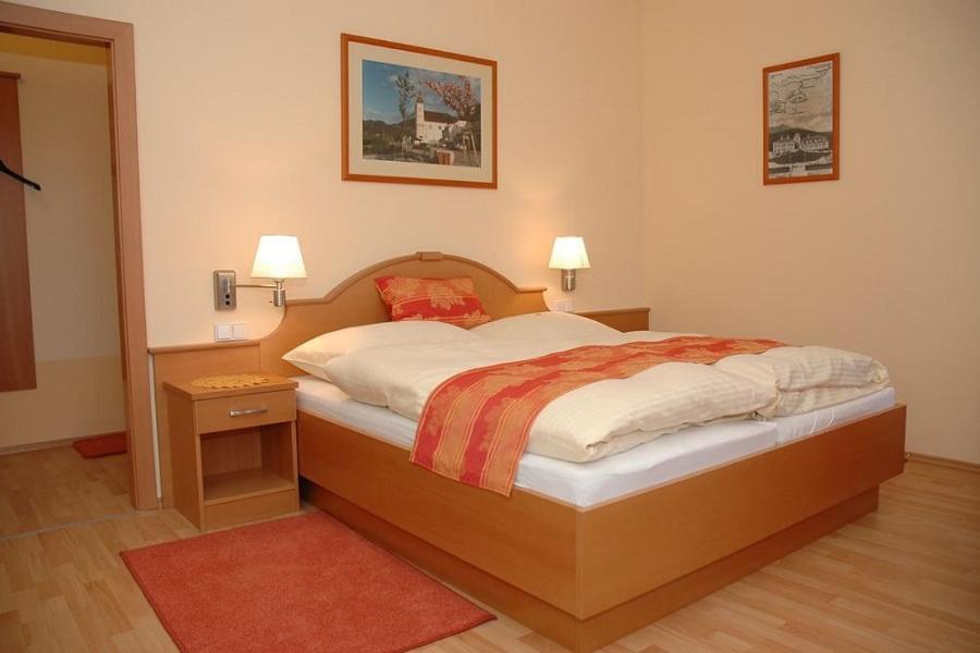 Kirchenwirt In Maria Schutz Hotel Schottwien Екстериор снимка